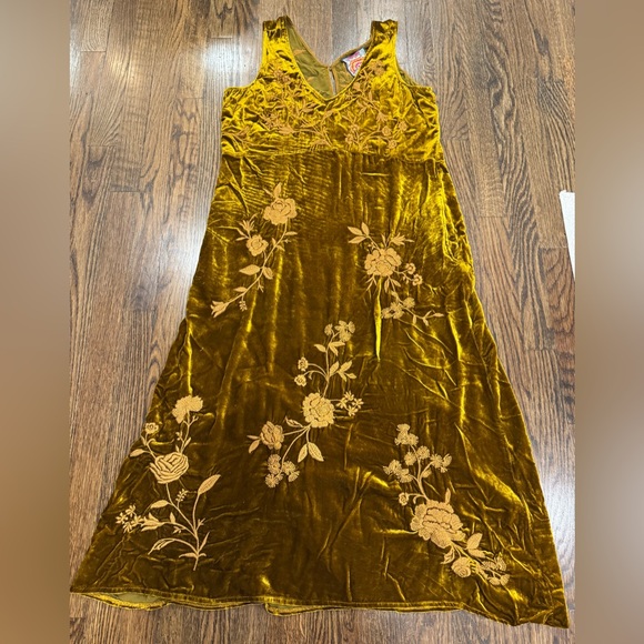 JOHNNY WAS VELVET EMBROIDERED DRESS BOHO SIZE M - Picture 2 of 8